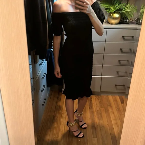 Never Fully Dressed | Dresses | Never Filly Dressed Black Evening Gown |  Poshmark